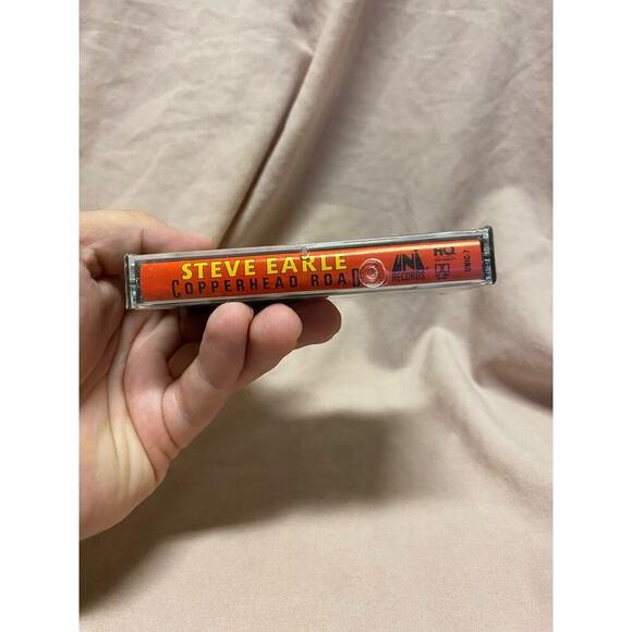 Steve Earle - Copperhead Road Cassette Tape 1988 Factory Sealed - Picture 2 of 3